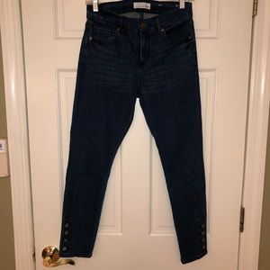 Button Embellished Skinny Jeans